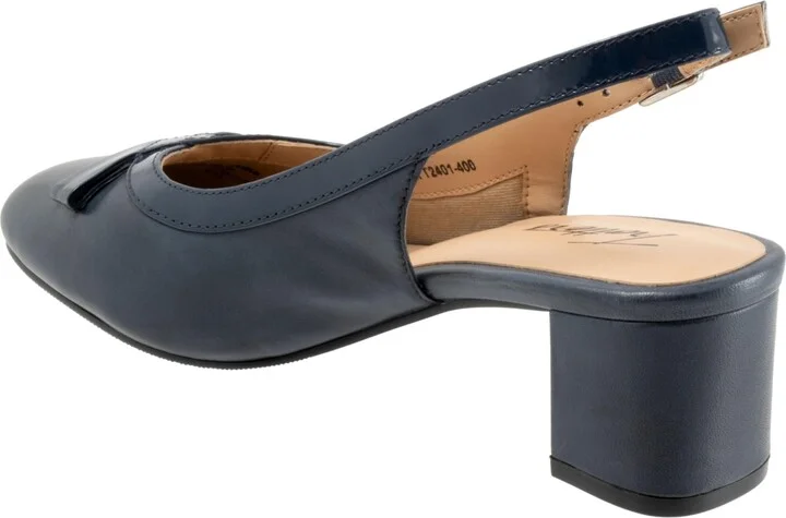 Women's Trotters Dalani Pumps - Image 5