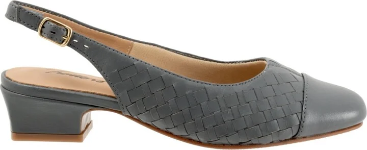 Women's Trotters Dea Woven pumps - Image 2