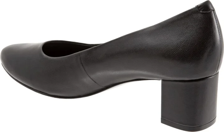Women's Trotters Kari Pumps - Image 10