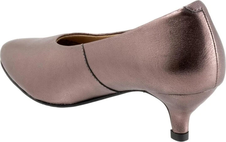 Women's Trotters Kimber Pumps - Image 4
