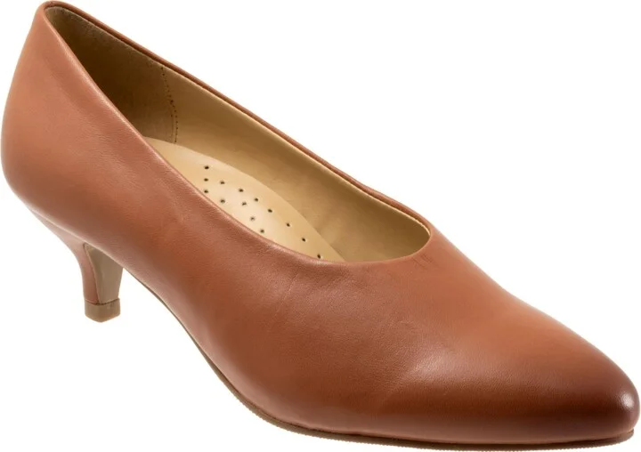 Women's Trotters Kimber Pumps