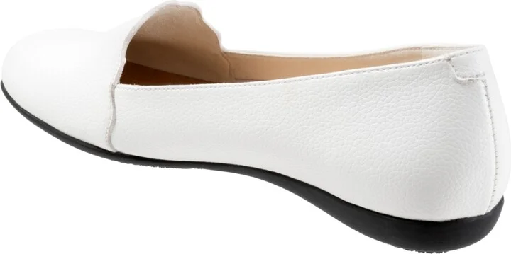 Women's Trotters Sage Loafers - Image 4