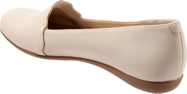 Women's Trotters Sage Loafers - Image 9