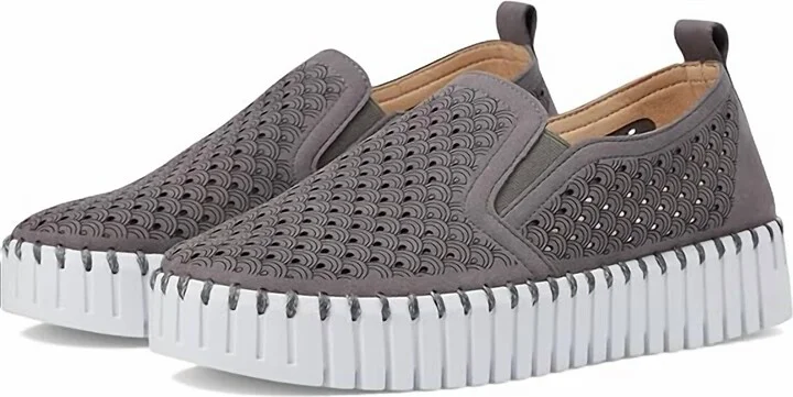 Women's Tulip Flats In Smoked Pearl