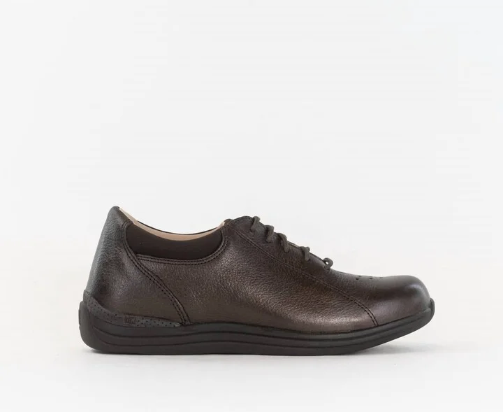 Women's Tulip Sneaker In Copper Metallic