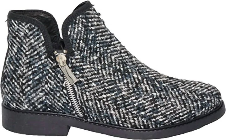 Women's Tyra Ankle Boots In Black