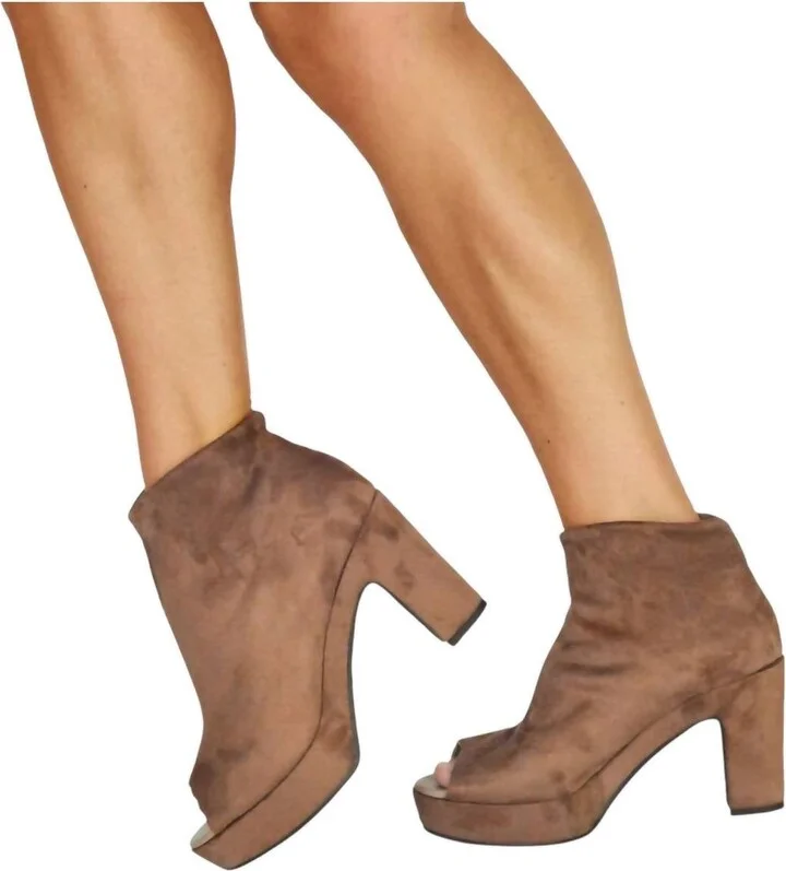Women's Tyra Peep Toe Boots In Crosta Stretch Naturale