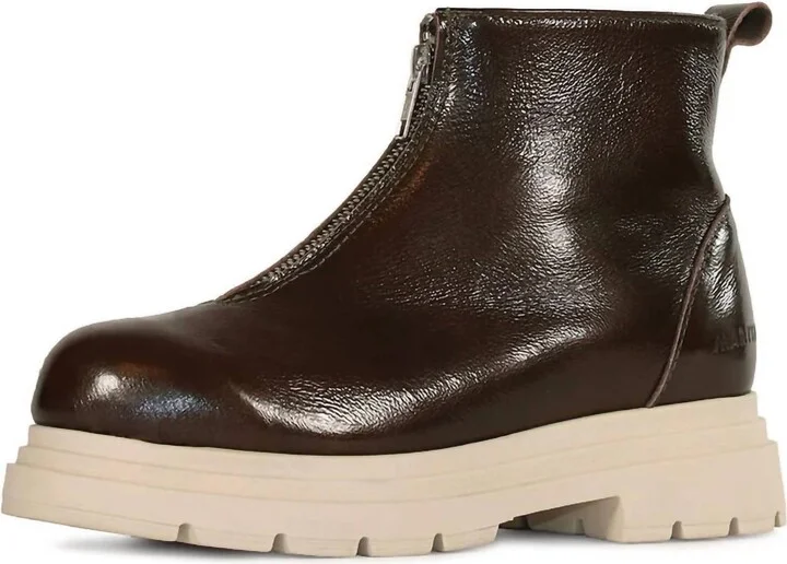 Women's Unique Winter Boots In Olive