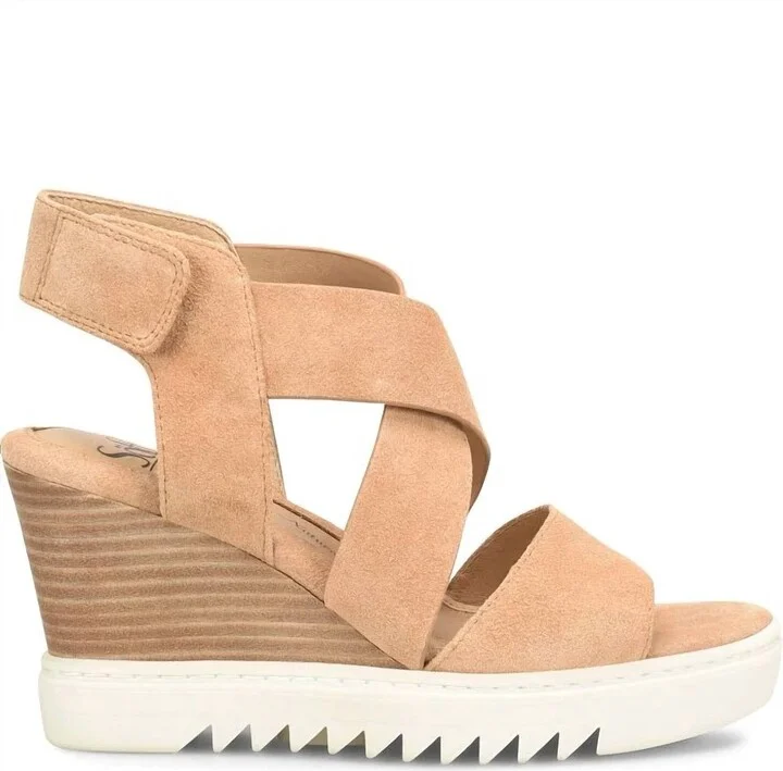 Women's Uxley Platform Sandal In Desert