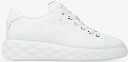 V White/White