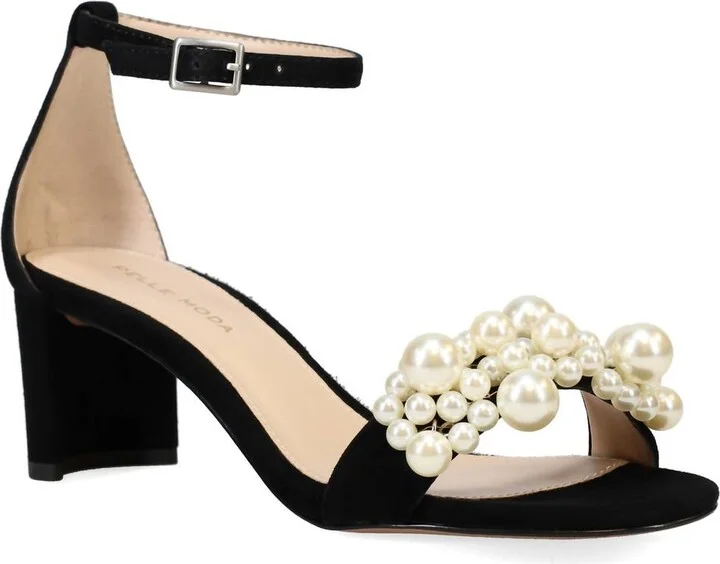 Women's Vacie Imitation Pearl Sandal In Black Suede