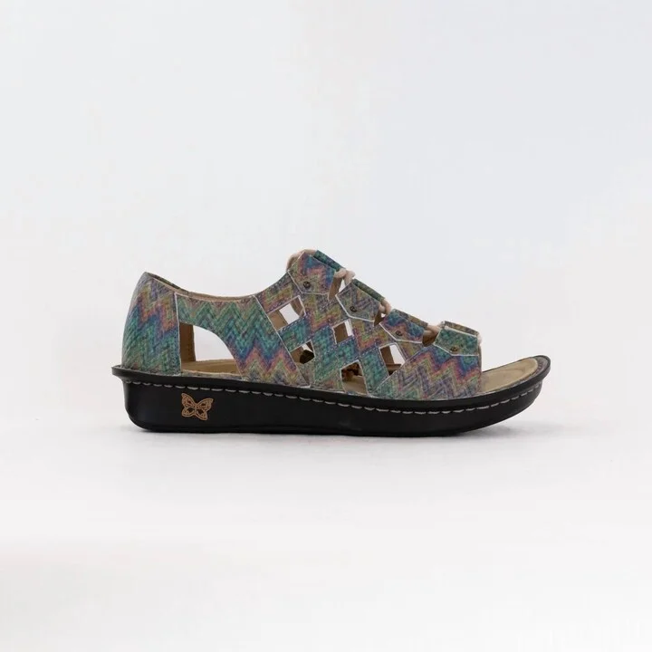 Women's Valerie Sandal In Woven Wonder