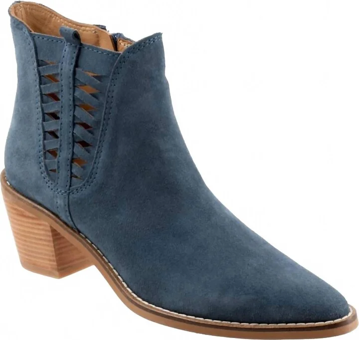 Women's Veronika Fashion Boots In Indigo Suede