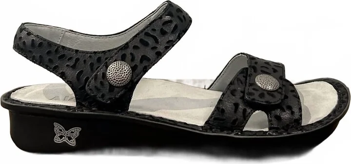 Women's Vienna Sandal In Not A Cheetah