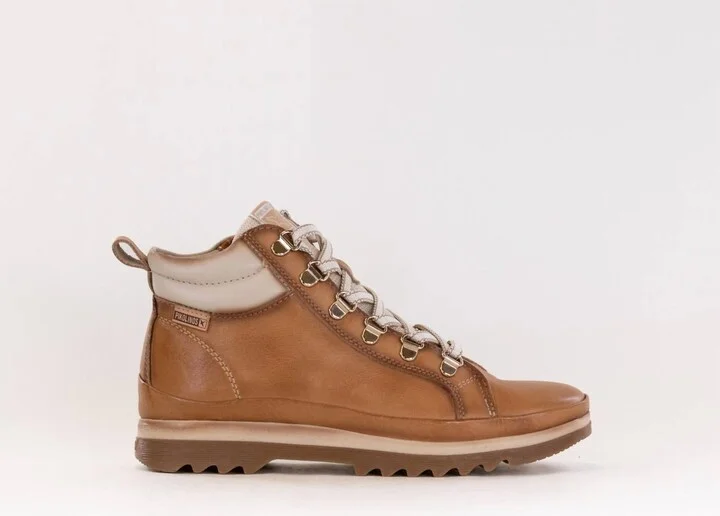Women's Vigo Ankle Boots In Almond