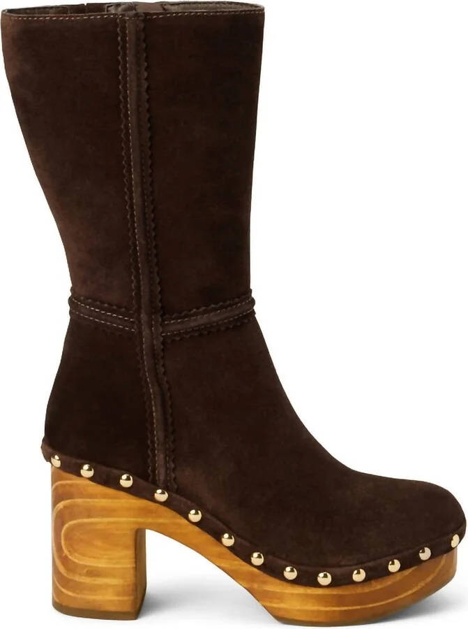 Women's Village Boot In Chocolate
