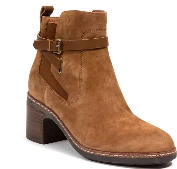 Women's Vivi Chelsea Boots In Dark Tan