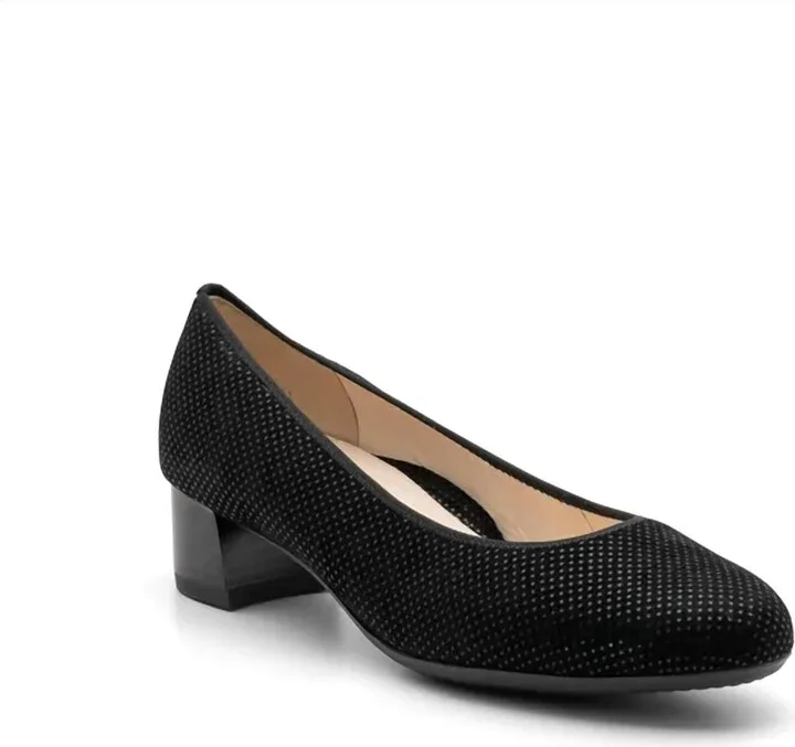 Women's Vivian Pump - Wide In Black Puntikid
