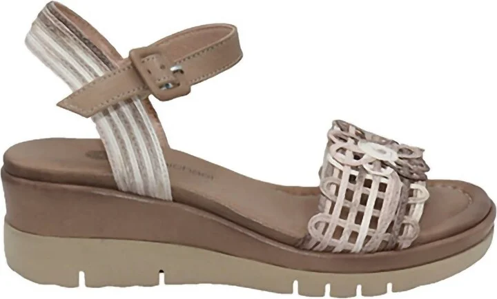 Women's Vivian Wedge Sandals In Camel