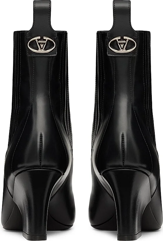 Women's VLogo 75MM Lockette Beatle in Brushed Calfskin Boots - Black - Size 7 - Image 3