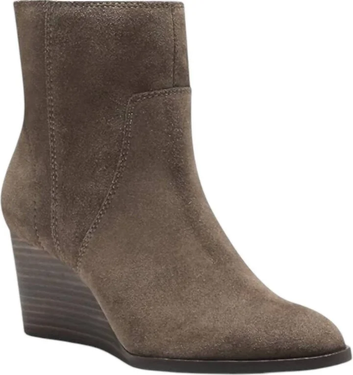 Women's Wafael Wedge Booties In Canteen Oiled Suede