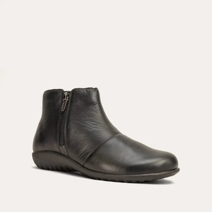 Women's Wanaka Booties In Soft Black