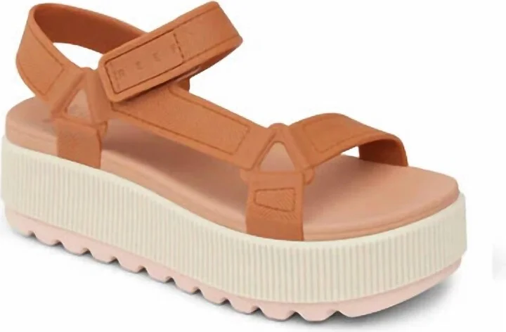 Women's Water Rem Higher Sandals In Cameo Rose