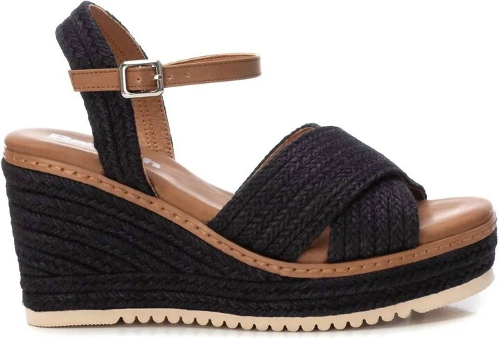 Women's Wedge Heel Sandal In Black