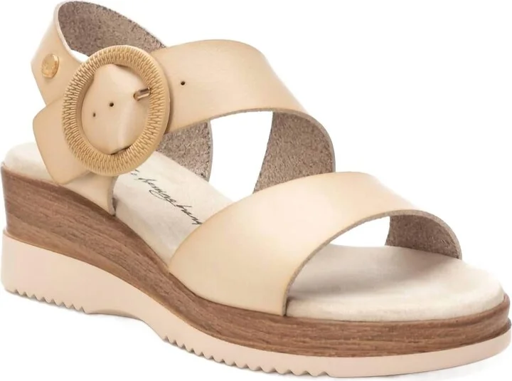Women's Wedge Sandals In Beige