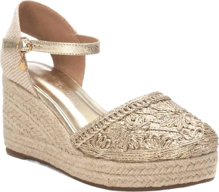 Women's Wedge Sandals In Gold