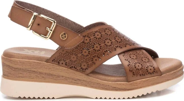 Women's Wedge Sandals In Taupe
