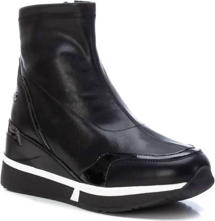 Women's Wedge Sport Booties In Black