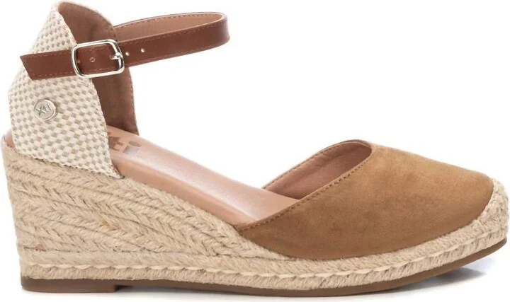 Women's Wedige Sandals In Taupe