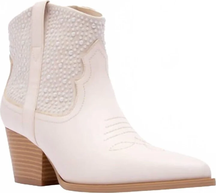 Women's Western Bootie In Stone
