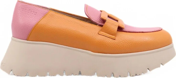 Women's Wild Apricot Loafers In Blush