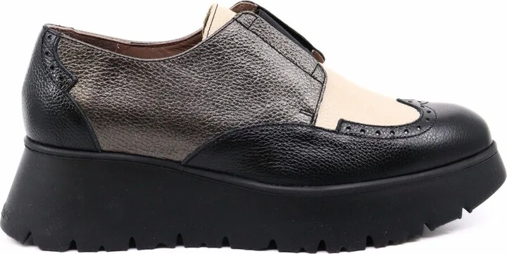 Women's Wild Salva Shoes In Cream