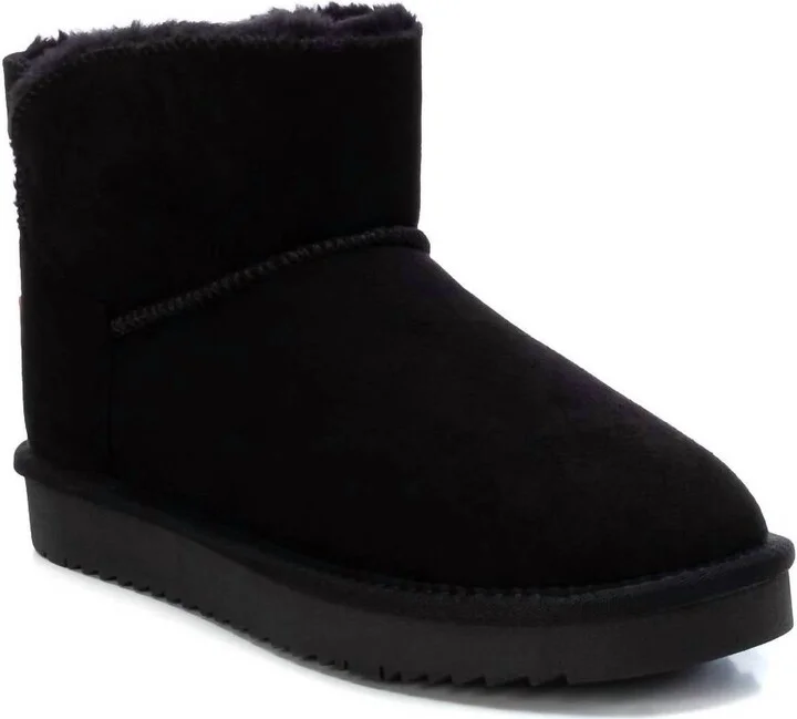 Women's Winter Booties In Black