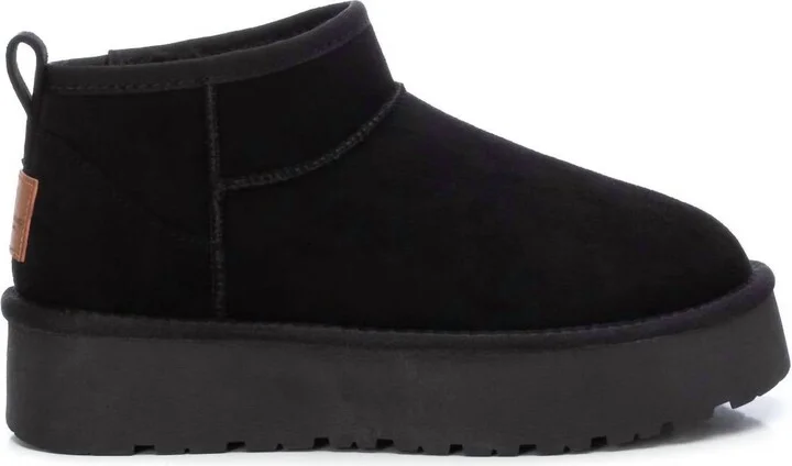 Womens Winter Booties In Black
