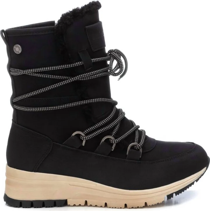 Women's Winter Booties In Black