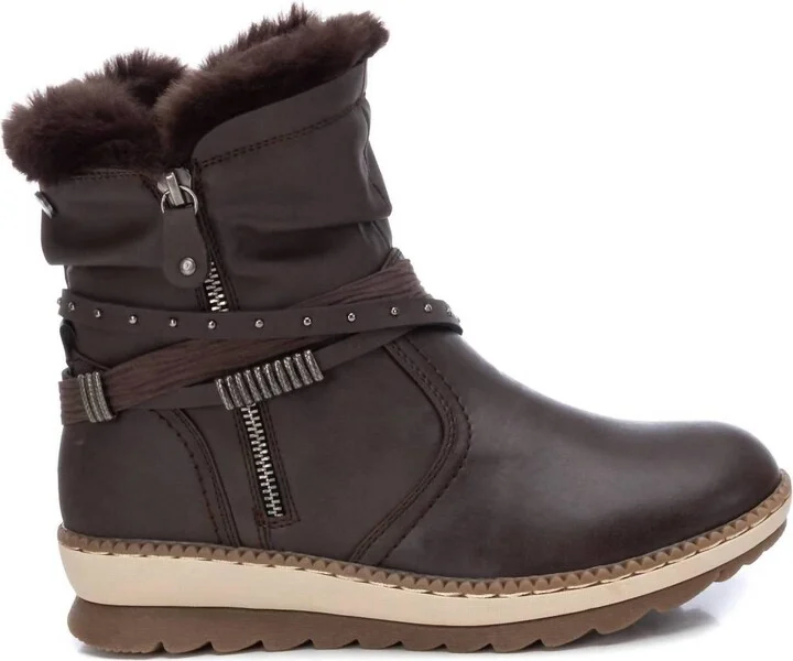 Women's Winter Booties In Brown