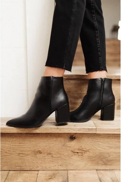Women's Wo's Amari Ankle Boots - Qupid - Image 2