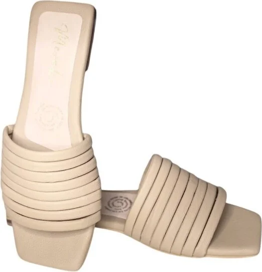 Women's Wo's Camellia Sandals - Makers