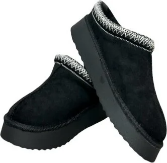 Women's Wo's Yndigo Sandals - MIA US7