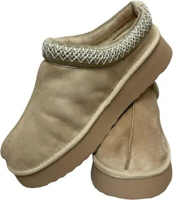 Women's Wo's Yndigo Sandals - MIA US9