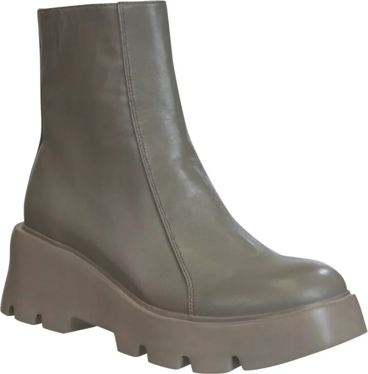 Women's Xenus Platform Ankle Boots In Greige
