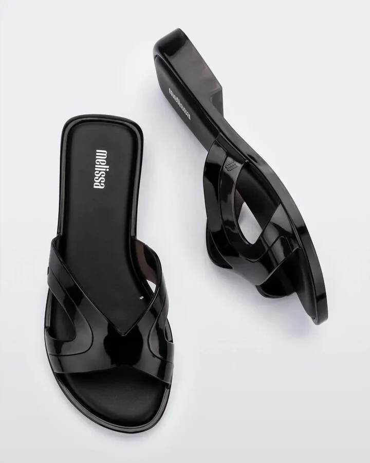 Women's Yacht Slide Sandal In Black