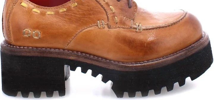 Women's Yazar Shoe In Tan Rustic