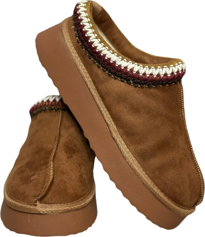 Women's Yndigo Sandals In Cognac