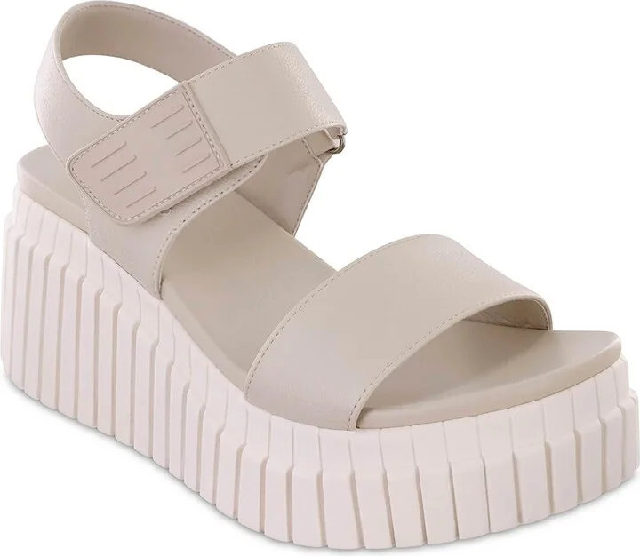 Women's Yuri Wedge Sandals In Ecru