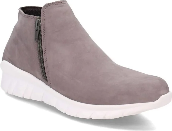 Women's Zodiac Sneaker In Smoke Grey